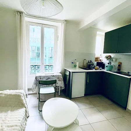 בית אירוח Cosy In Old פריז