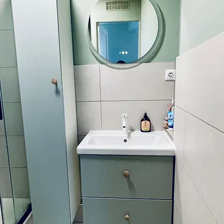 Cosy In Old פריז